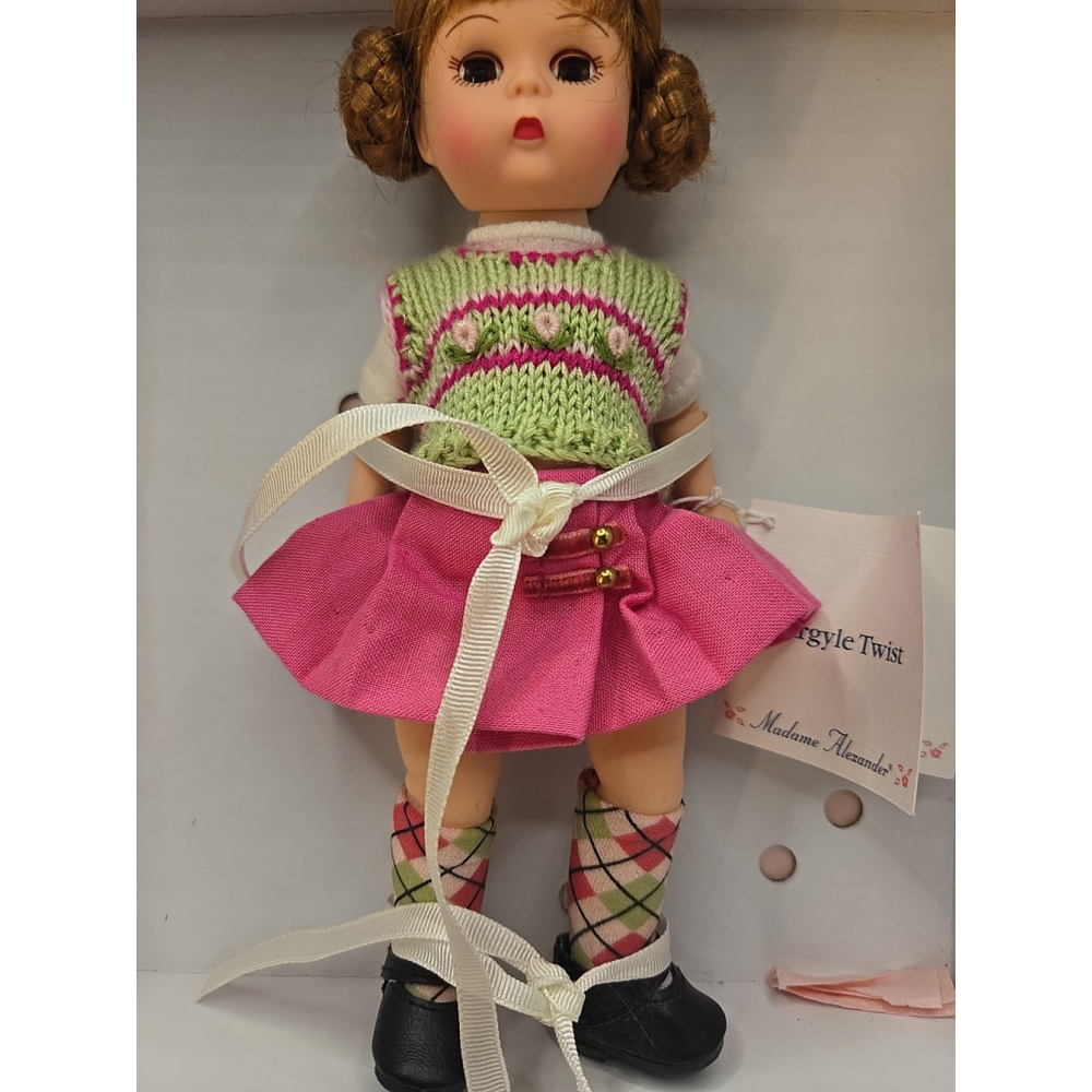 Madame Alexander Doll- Argyle Twist- #38800- 8” Doll- NIB - Picture 3 of 7